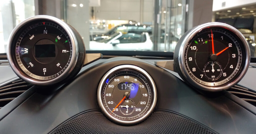 How Does A Car Compass Work? Brusearch